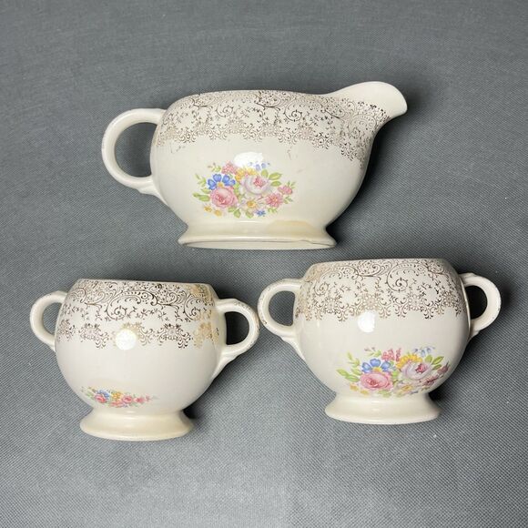 Sugar and Creamer Set Royal China Rose Glory 22 Kt Gold Union Made-Set 3-1950s - Picture 1 of 13